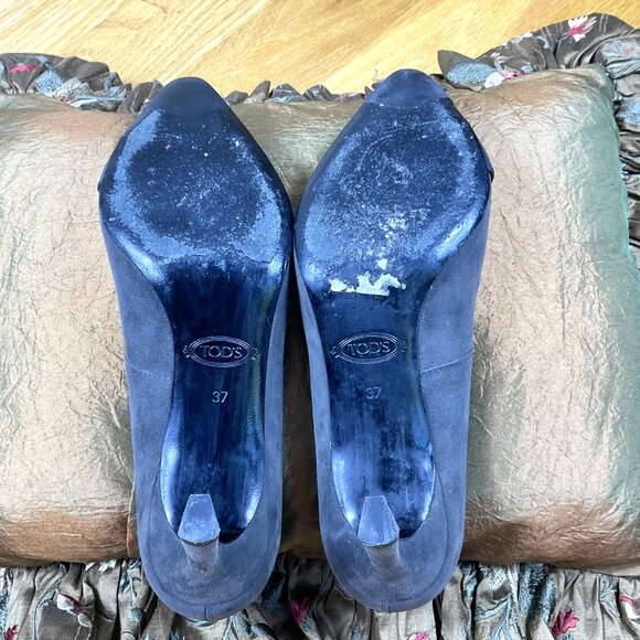 Tod’s Heels Pumps Suede Gray Mid Heel with Patent Leather Accent (37) - Picture 7 of 8